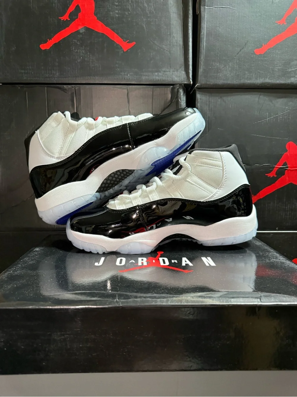 Jordan 11 Retro Concord Men's Retro Low - White/Black